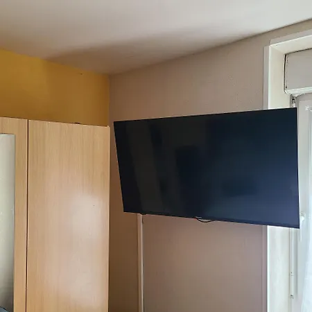 Appartement Quartier St Michel - Internet - Entree Autonome * Brest